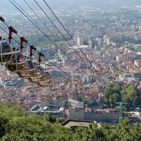 Appartement atypique au coeur des Alpes Barraux Extérieur photo